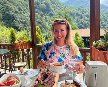 Встреча, размещение в отеле, свободное время