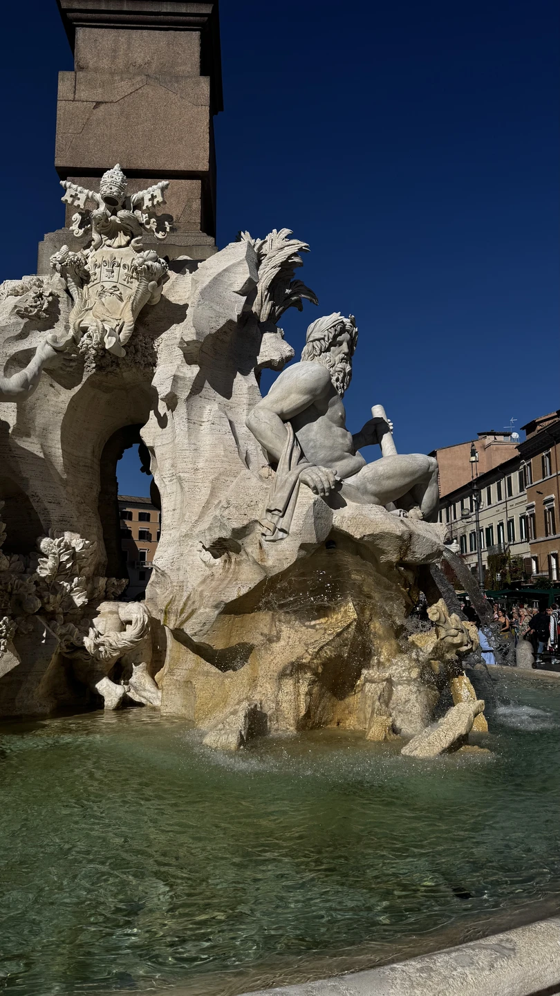 Задержалась с отзывом, но пишу - Наталия прекрасный гид! Это был наш первый день в Риме,