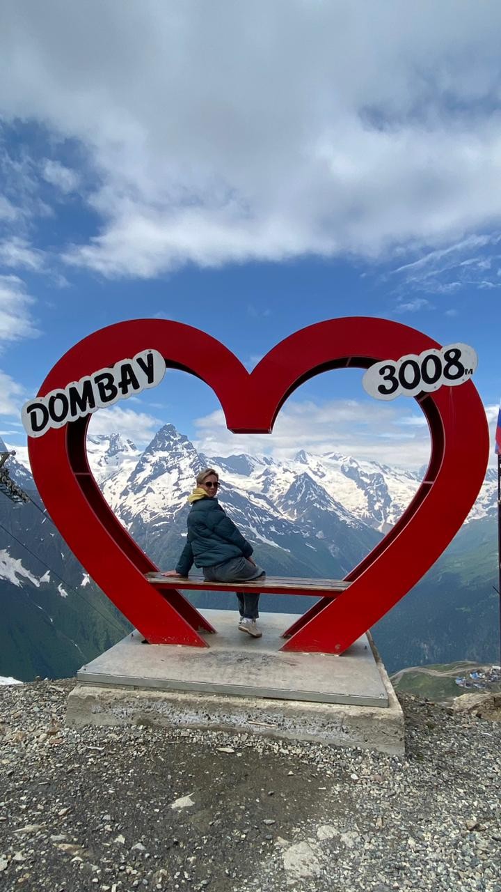 Домбай!!! 😍😍😍 Невероятно красивый! Восхитительный! И ещё лучше с неподрожаемым и обаятельным гидом Игорем! Всегда доброжелательный