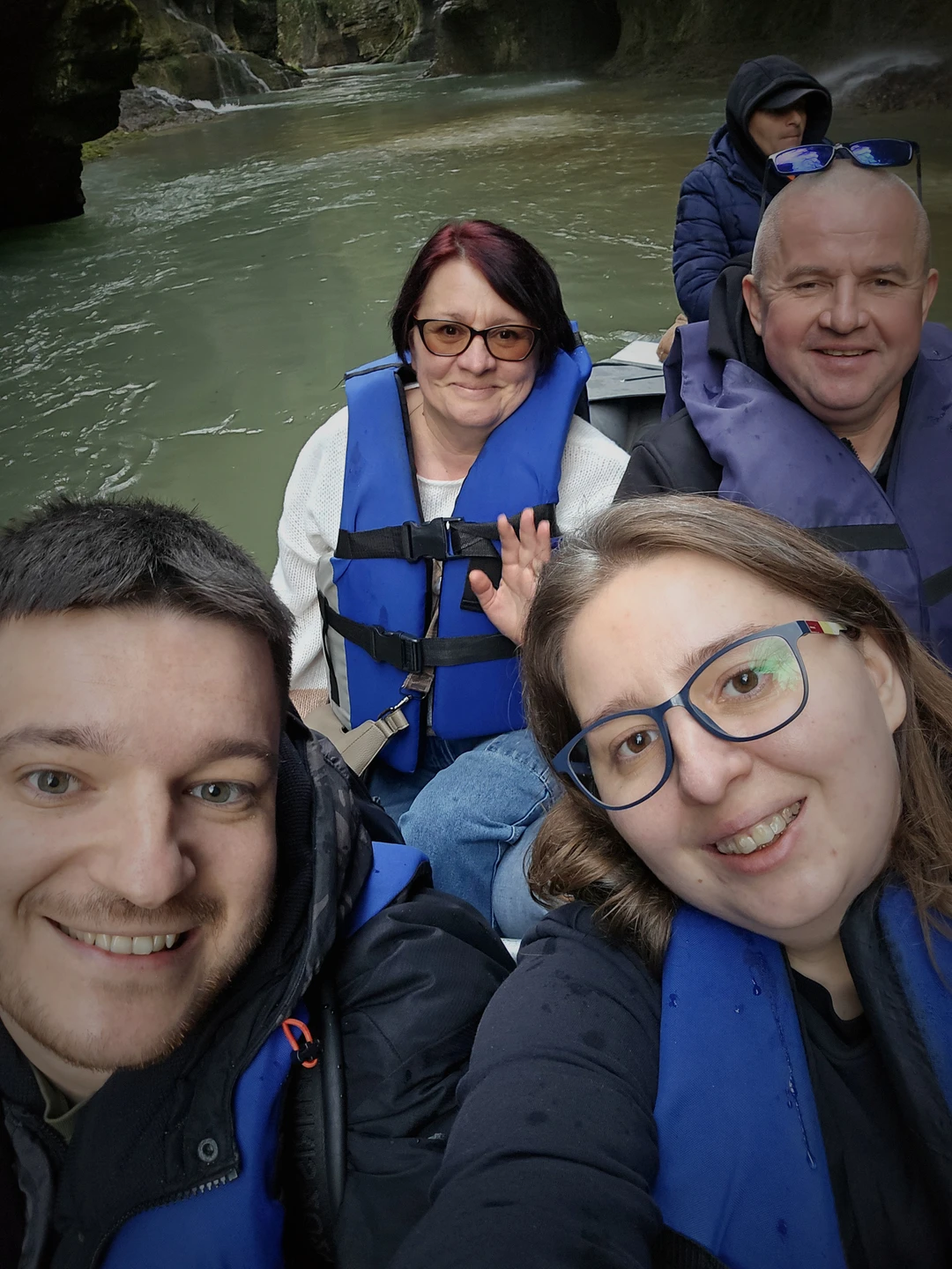 Спасибо нашему гиду Лаше — наш день прошёл просто великолепно!