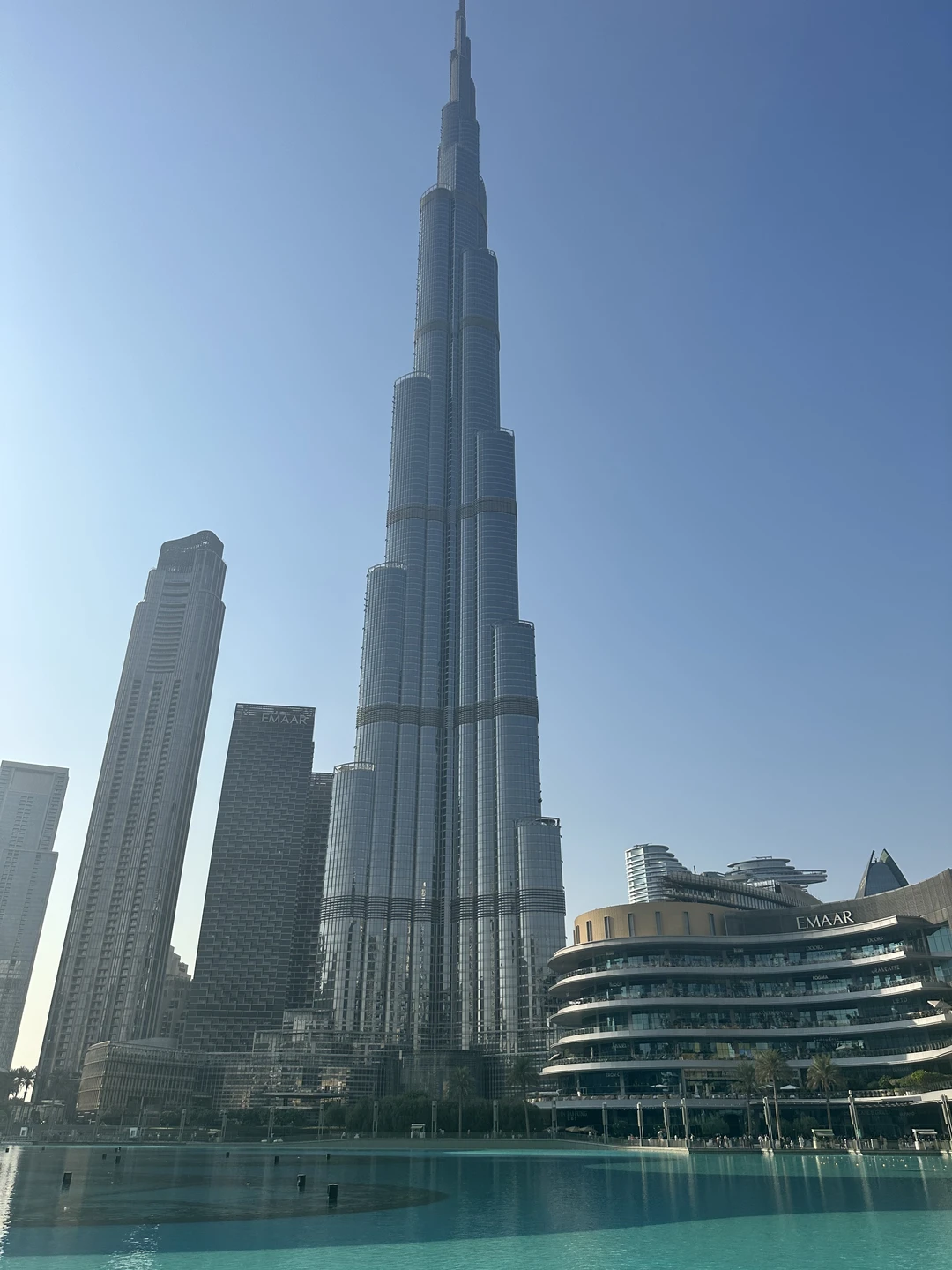 Очень понравилась экскурсия с Умаром! Приехал, забрал нас на машине из отеля, без опозданий, без задержек