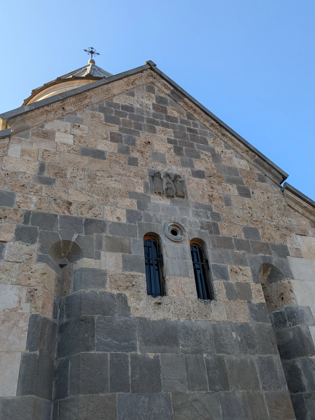 Очень понравилась экскурсия! Спасибо большое Ваагу за то что рассказал про красивые монастыри, погрузил в историю, и заряжал позитивом всю дорогу!