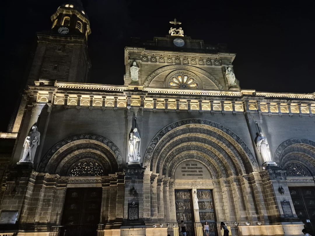 Наша экскурсия была очень комфортной, Евгений встретил в аэропорте, показал вулкан, город. Мне понравилось