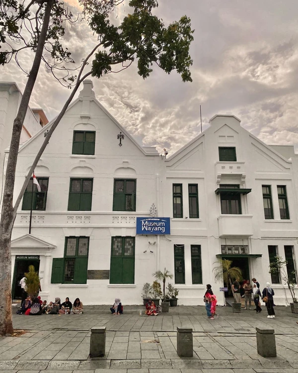 Добро пожаловать в Джакарту