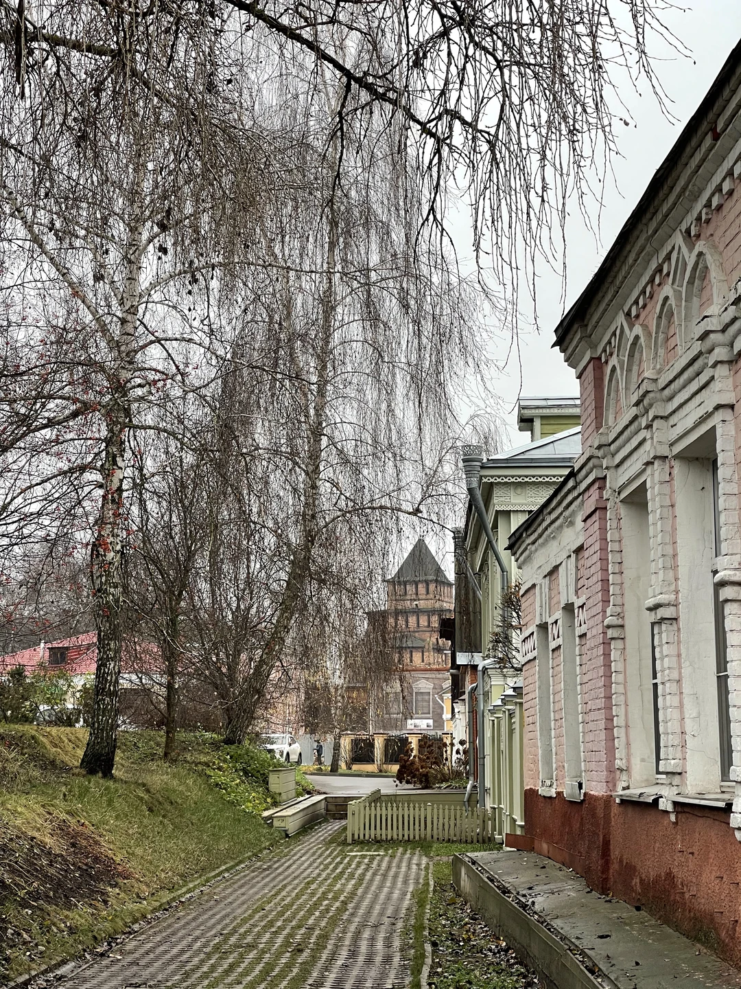 Экскурсия с Евгением оказалась очень интересной и веселой, рекомендую