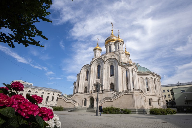 «От Богородицы райский уголок»: экскурсия по Сретенскому монастырю с посещением духовной академии