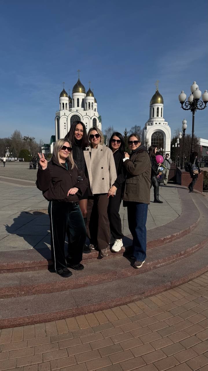 Марат очень увлекательно рассказывает о своем крае, 4 часа пролетели очень интересно, экскурсия насыщенная, но не