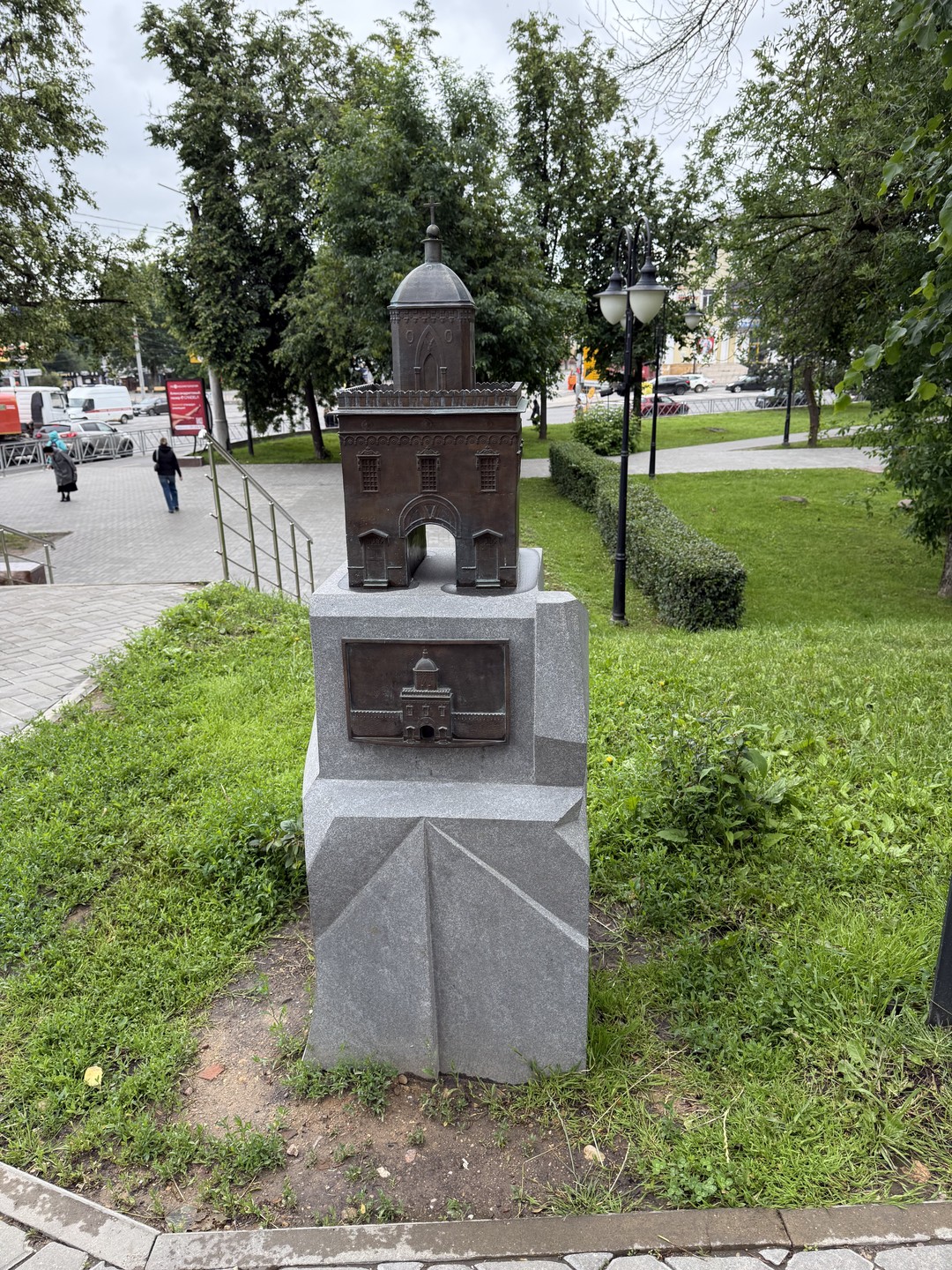 Смоленск: торгуй, воюй, молись (Наталья)