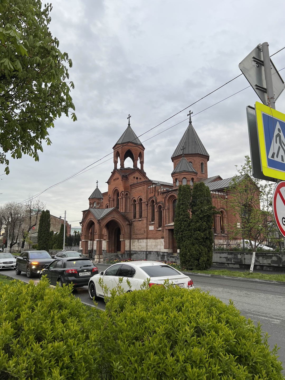 Владикавказ: архитектура, культура, городские истории (Роман)