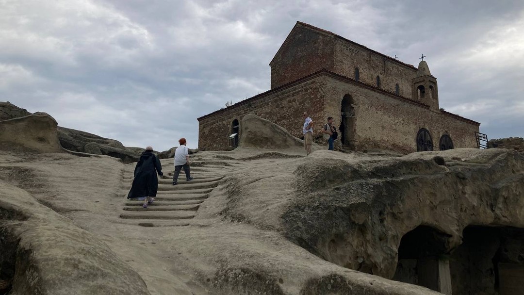 История и СПА-релакс: Уплисцихе и Боржоми (Артамонова)