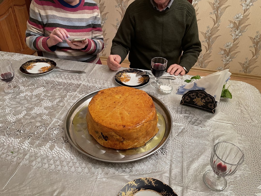 В целом всё вышло интереснее, чем ожидалось. За день до экскурсии выбрали блюда и сообщили экскурсоводу