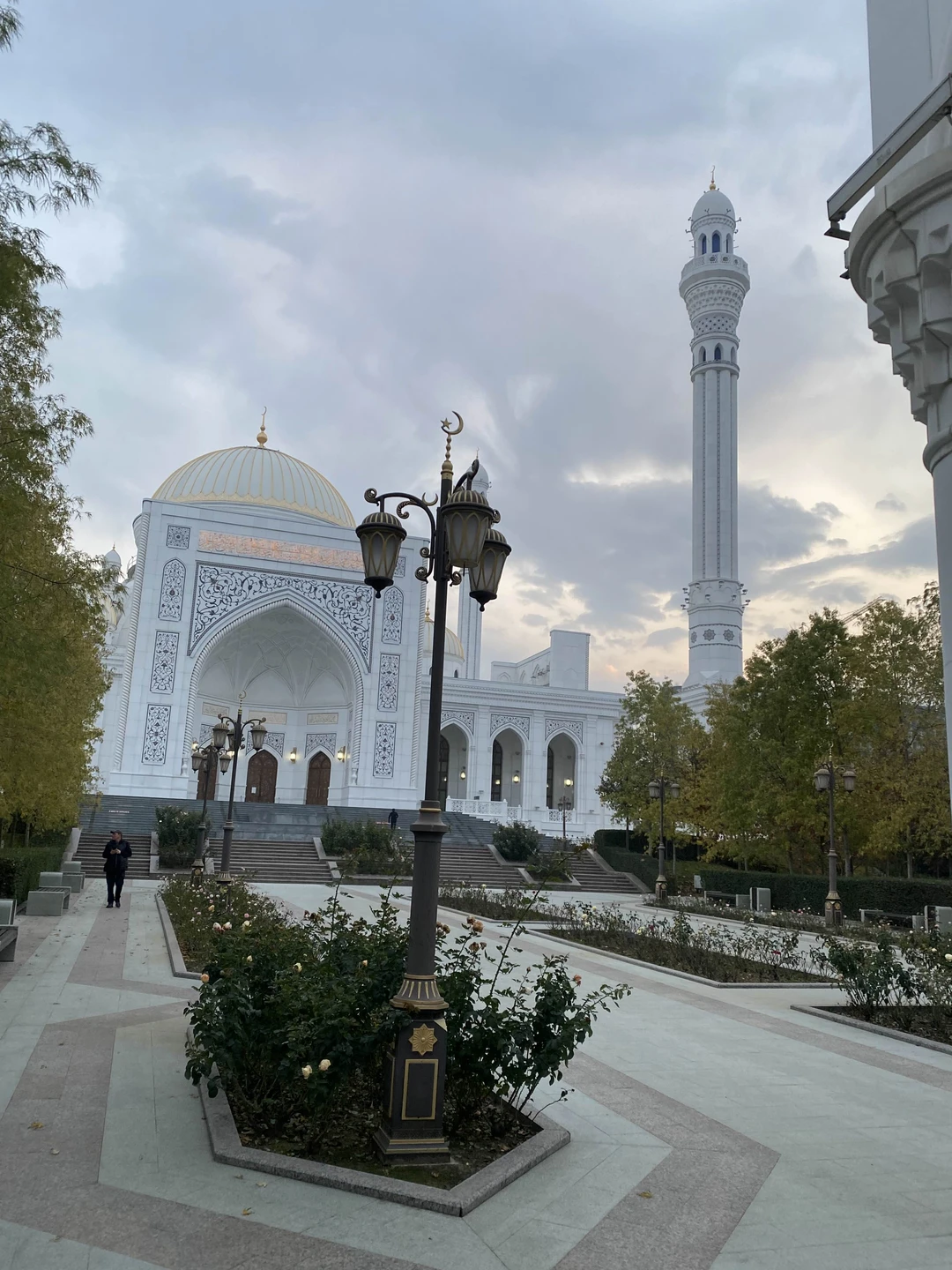 Очень хорошая и душевная поездка получилась из Минеральных Вод в Грозный, через Северную Осетию и Ингушетию!