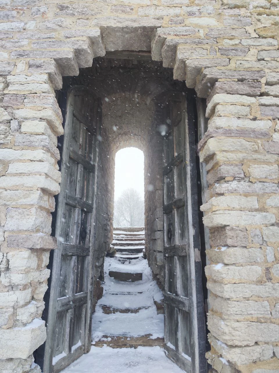 Прекрасная экскурсия. Все было очень интересно, в комфортном темпе. Небольшая группа. Повезло с погодой. Большое спасибо