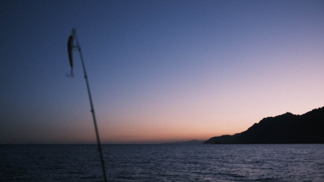 Спасибо Валиду за прекрасную возможность увидеть Дахаб и попробовать себя в рыбалке! Очень красивое место, комфортная