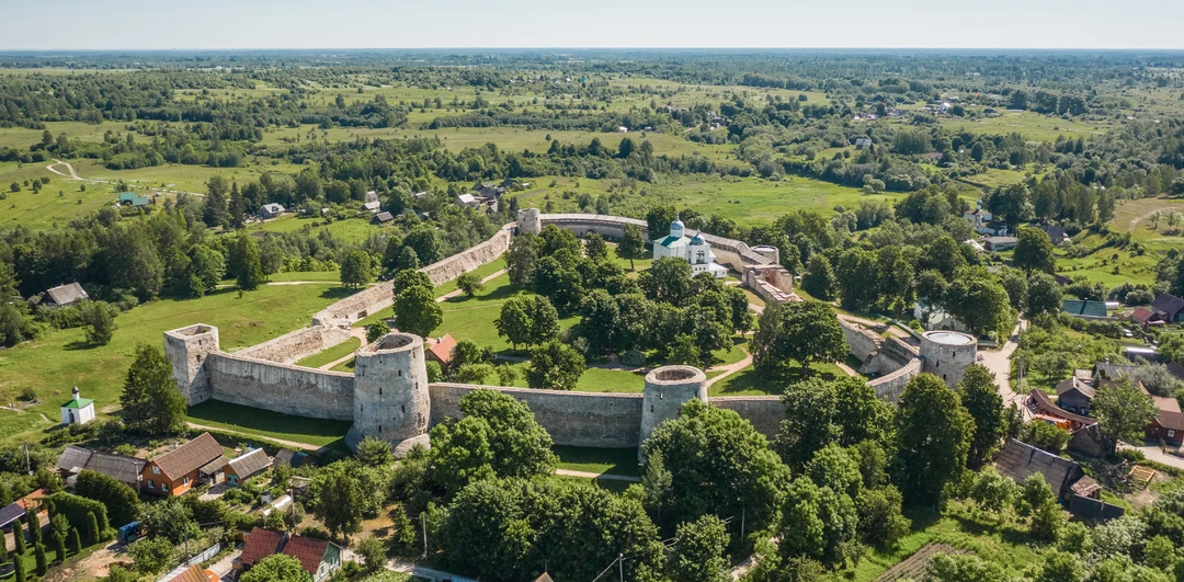 Самые интересные города Псковской области
