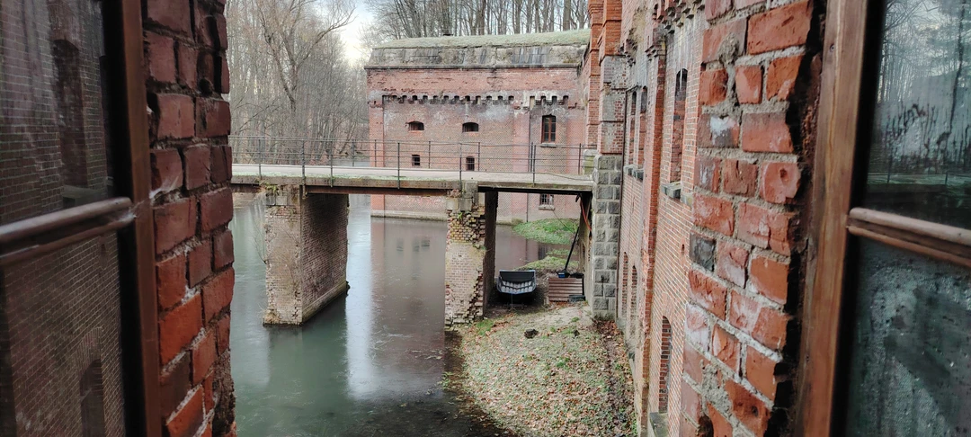 Очень понравилось. Гиды супер профессионалы. Рассказывают серьёзные вещи доступным языком. С юмором местами. Всем советую, но закладывает 4 часа