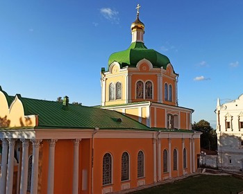 Знакомство с Рязанью и поездка на родину Есенина