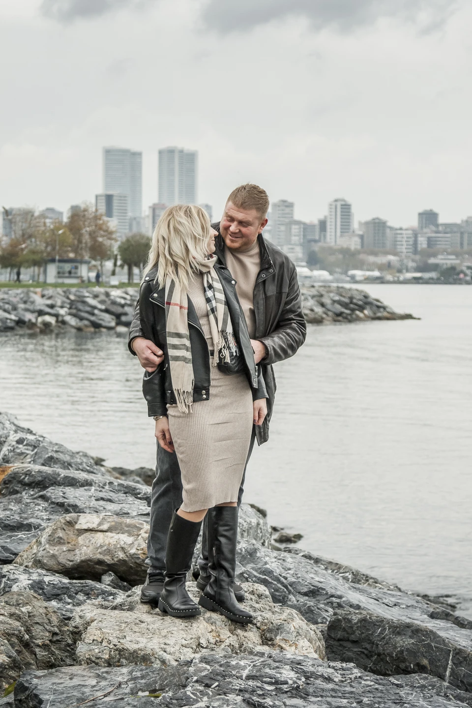 Спасибо Владиславу за чудесную прогулку. Хотя погода и не располагала, мы отлично провели время. Сделали классные