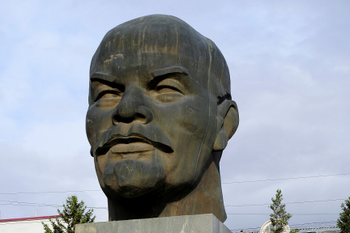 Переезд в Улан-Удэ, посещение Иволгинского дацана