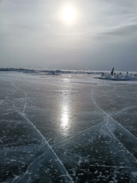 Хотим искренне поблагодарить гида Руслана за невероятную поездку на Байкал. Это путешествие подарило нам эмоции, которые