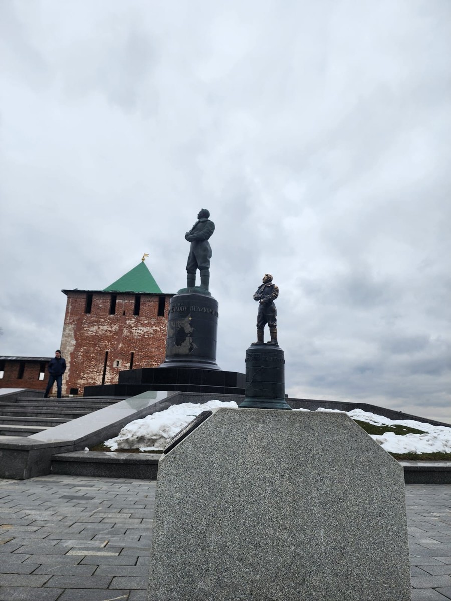 8 веков Нижнего Новгорода: обзорная автопешеходная экскурсия (Феликс)