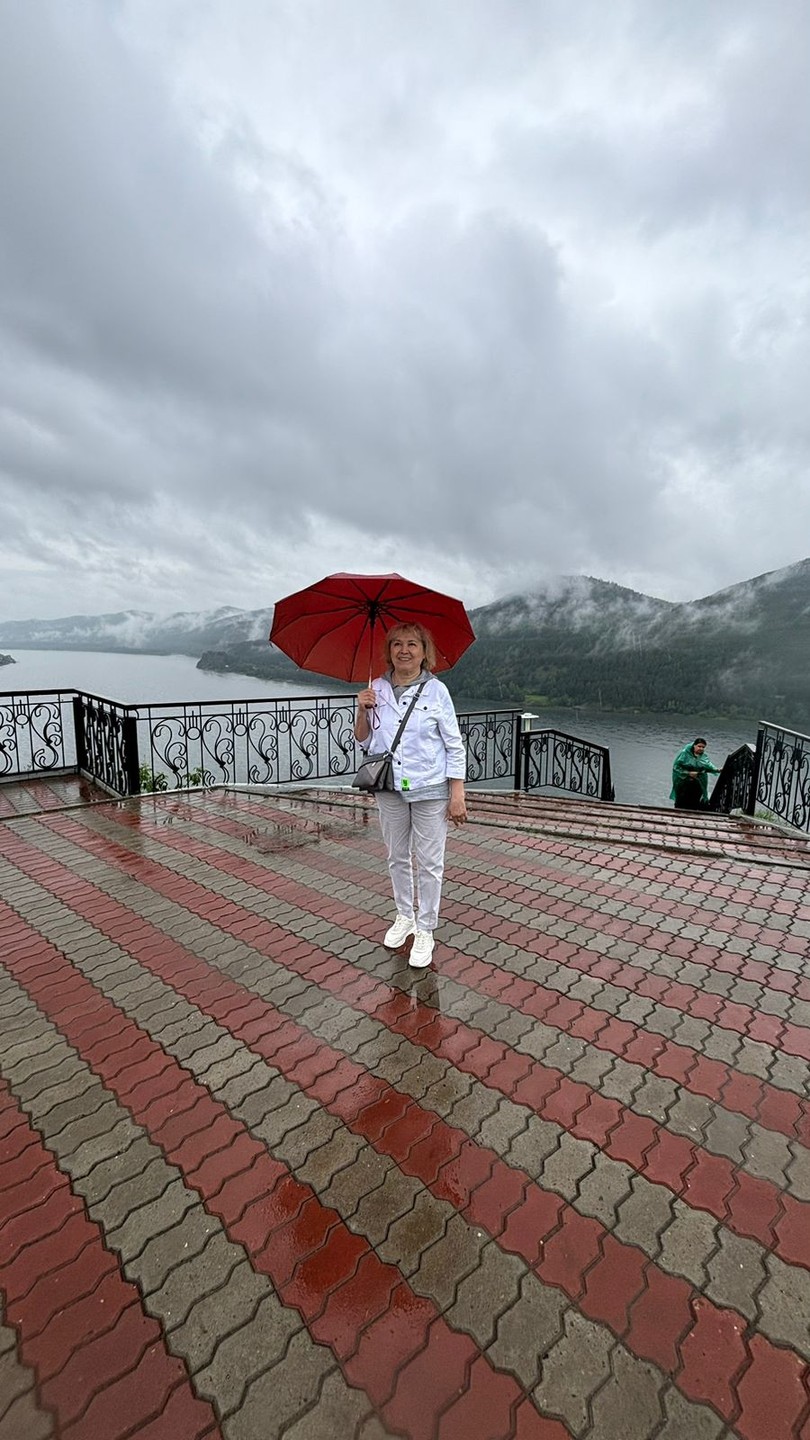 Была проездов в Красноярске. Нашла Ваш сайт, прочла отзывы. Понравились отзывы об Александре. Устроило, что при