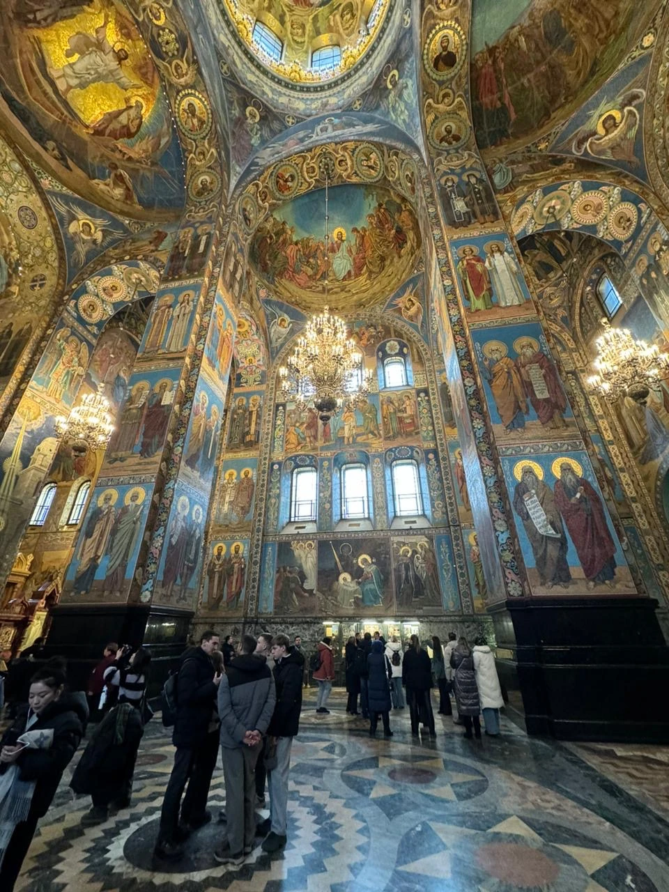 Экскурсию в Спас на Крови и Исаакиевский собор проводила гид Екатерина! 👏👏👏 Профессионально, великолепно изложен материал