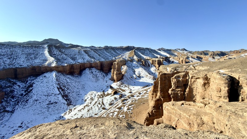Экскурсия прошла замечательно! Огромное спасибо! Очень хорошая машина, отличный маршрут, прекрасные виды. И погода не подкачала!