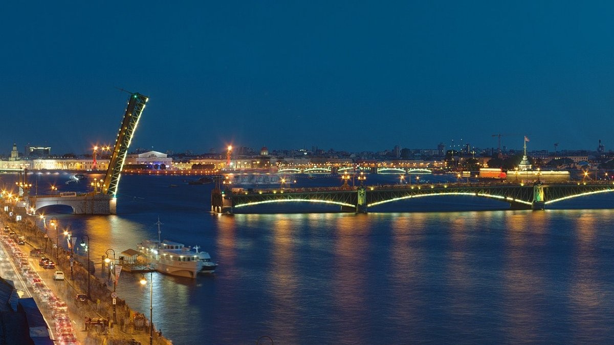 Разводные мосты глазами петербуржца