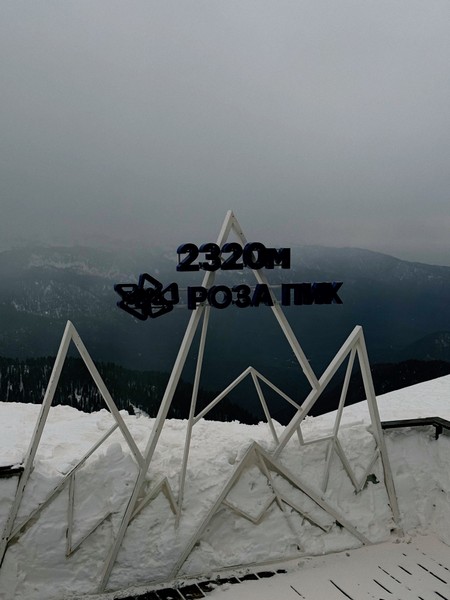 Мне безумно понравилась экскурсия! все, кто пишут, что Яков своеобразный-просто не понимают юмора. Он отличный экскурсовод