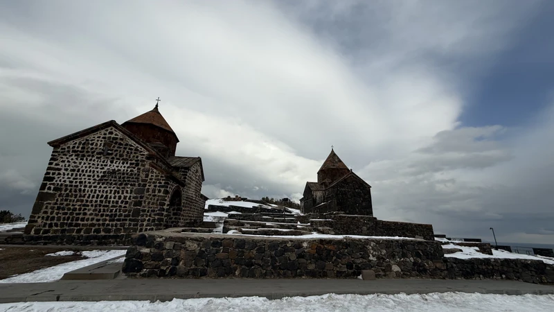индивидуальную экскурсию нам проводил гид Вардан, за что ему огромное спасибо. комфортно, интересно, без суеты, учитывались