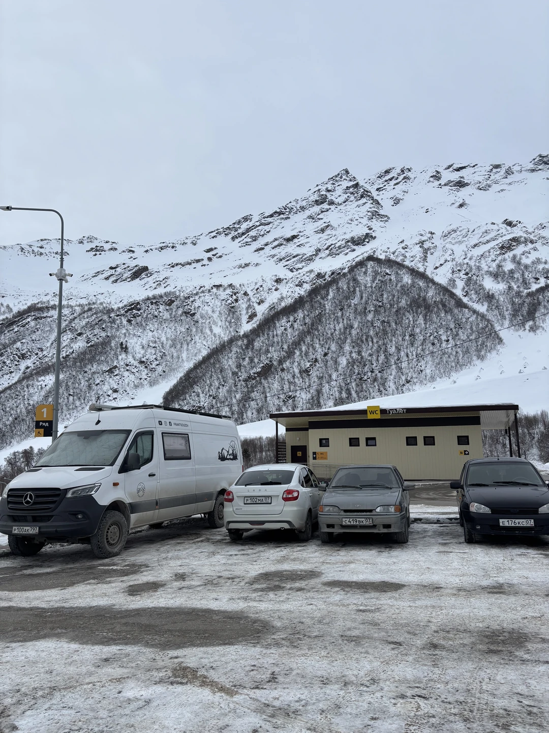Очень понравилось экскурсия! Потрясающие живописные виды повсюду: и всю дорогу, и конечно же в местах остановок) Хотелось снимать все бесконечно