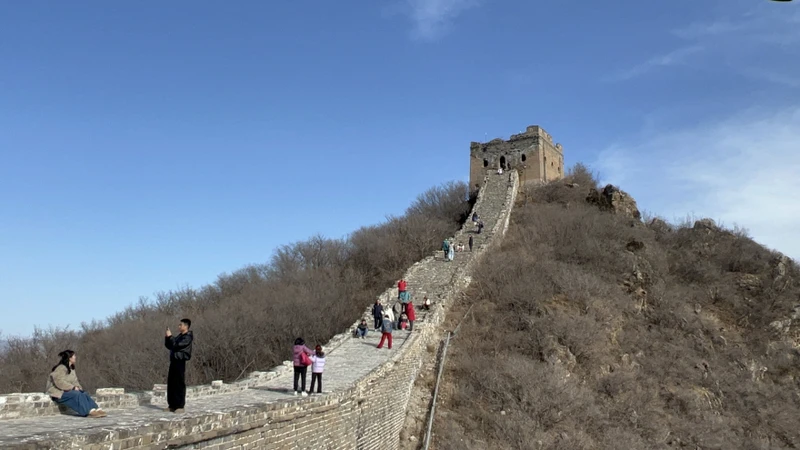 Сегодня семьей посетили город Губэй и великую стену. организована экскурсия хорошо. Гид в назначенное время ждал
