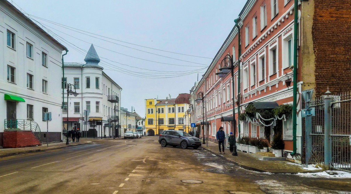 Фото 2 - Экскурсия: "Рыбинск — купцы, бурлаки и старинные вывески"