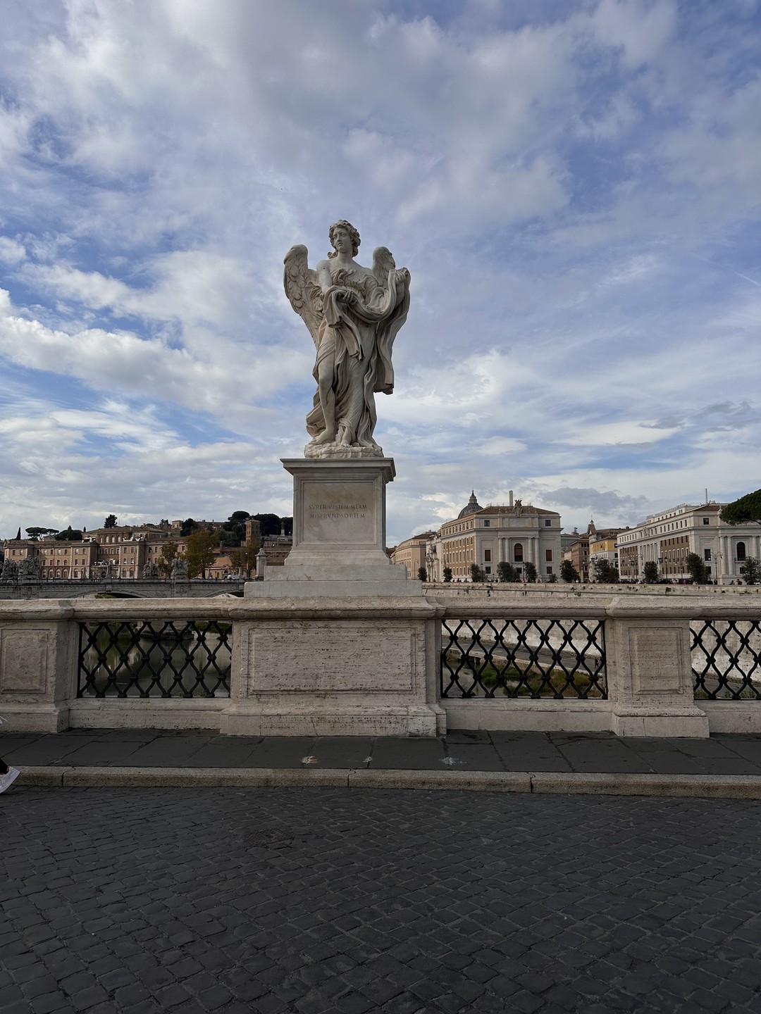 Мне очень понравилась экскурсия и Наталия в качестве рассказчика,экскурсовода,да и просто по человеческим качествам. Я получила