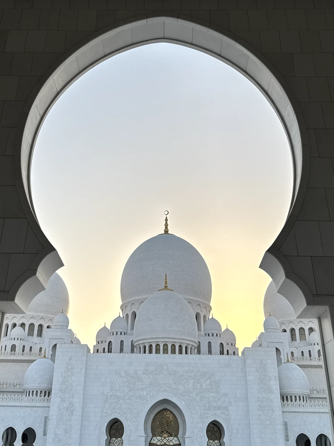 28 сентября ездили на экскурсию в Абу-Даби с гидом Нодиром!