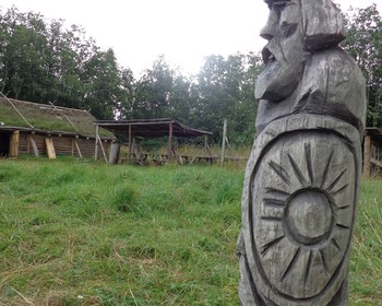 На драккаре по Ладожским шхерам, мастер-класс и финальный пир