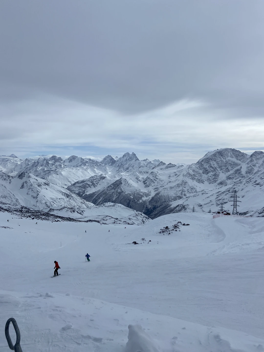На джипе к Эльбрусу: Гижгит, поляна Азау и поляна Нарзанов (Елена)
