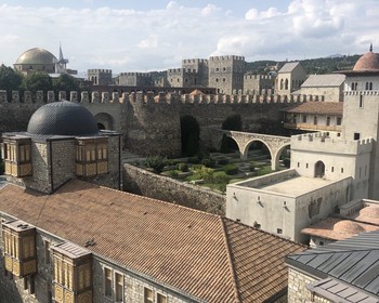 Крепость Рабат, прогулки по Боржоми, село Убиси, возвращение в Кутаиси