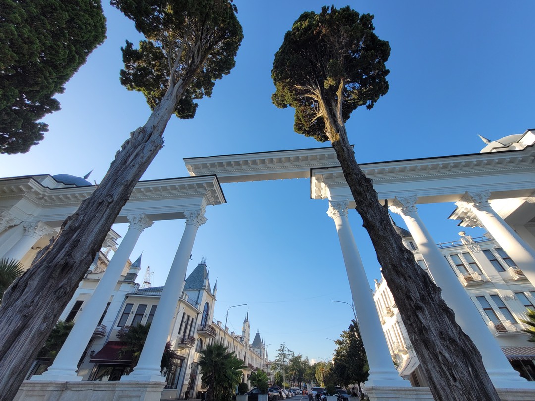 Замечательно провели день в Абхазии! были и на термах и в Сухум и в ущелье и