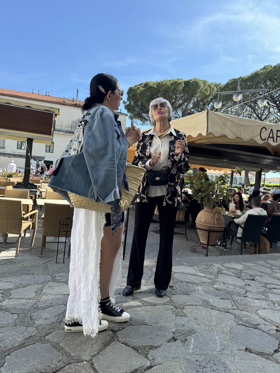 Благодарим Алину и Григория за увлекательный и душевный день, проведенный на Амальфитанском побережье, наша компания осталась