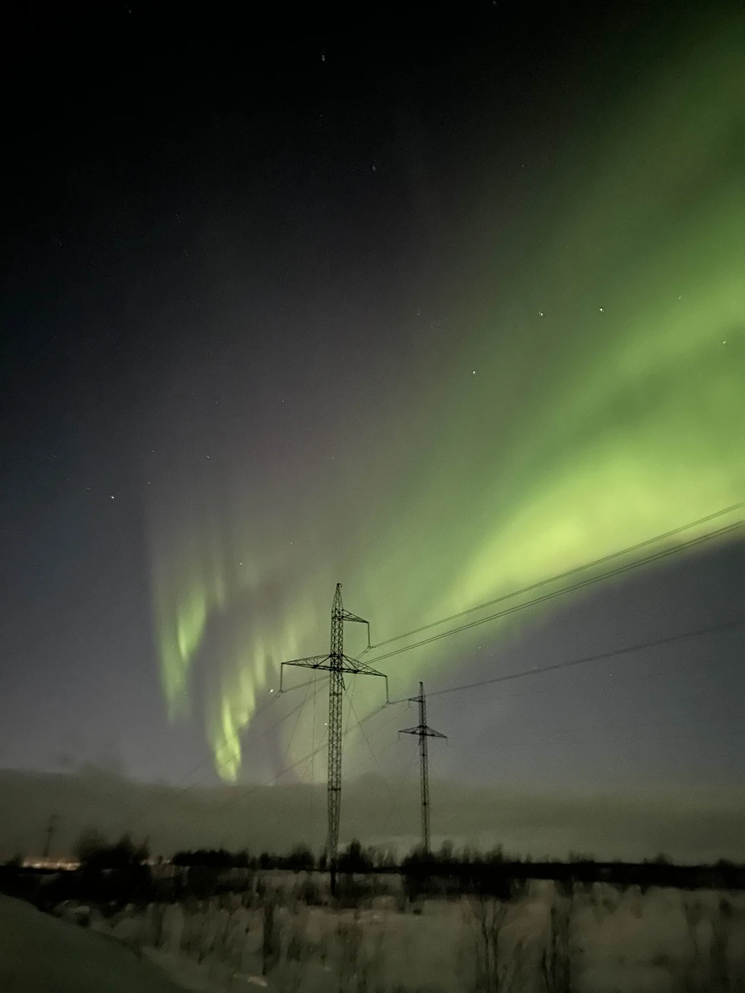 Это моя вторая поездка в Териберку и второй раз беру именно этот тур. Показывают самые интересные
