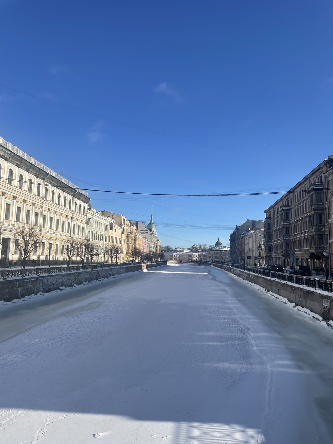 Были на экскурсии «Литературный Петербург» с экскурсоводом Анной. Очень все понравилось! Материал подан отлично, нескучно (хотя