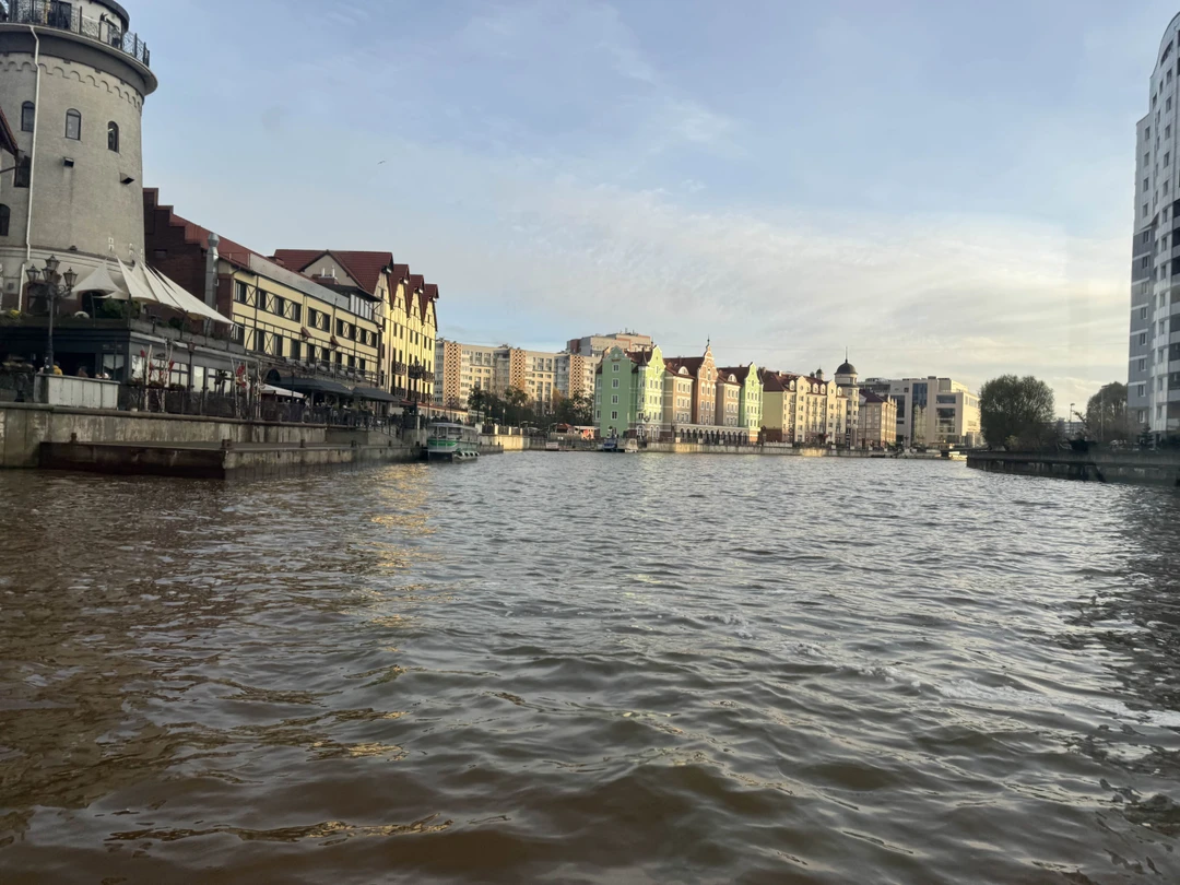 Обзорная экскурсия по Калининграду + речная прогулка на катере для желающих (Наталья)