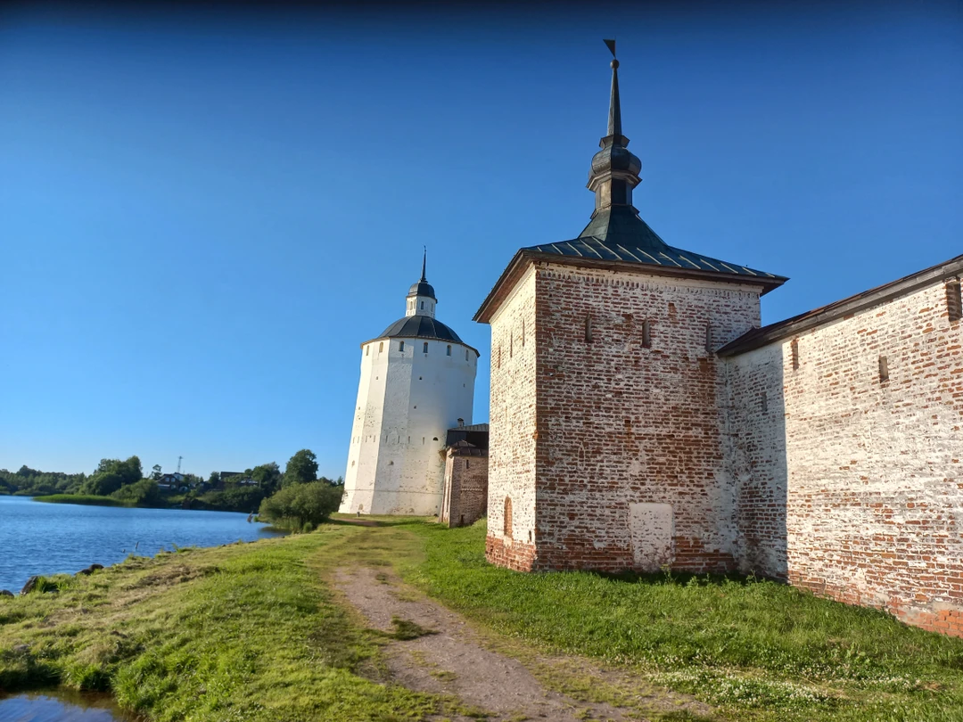 Отличная экскурсия. Гид Надежда с рассказала о городе и монастыре, очень компетентно и с любовью. Маршрут