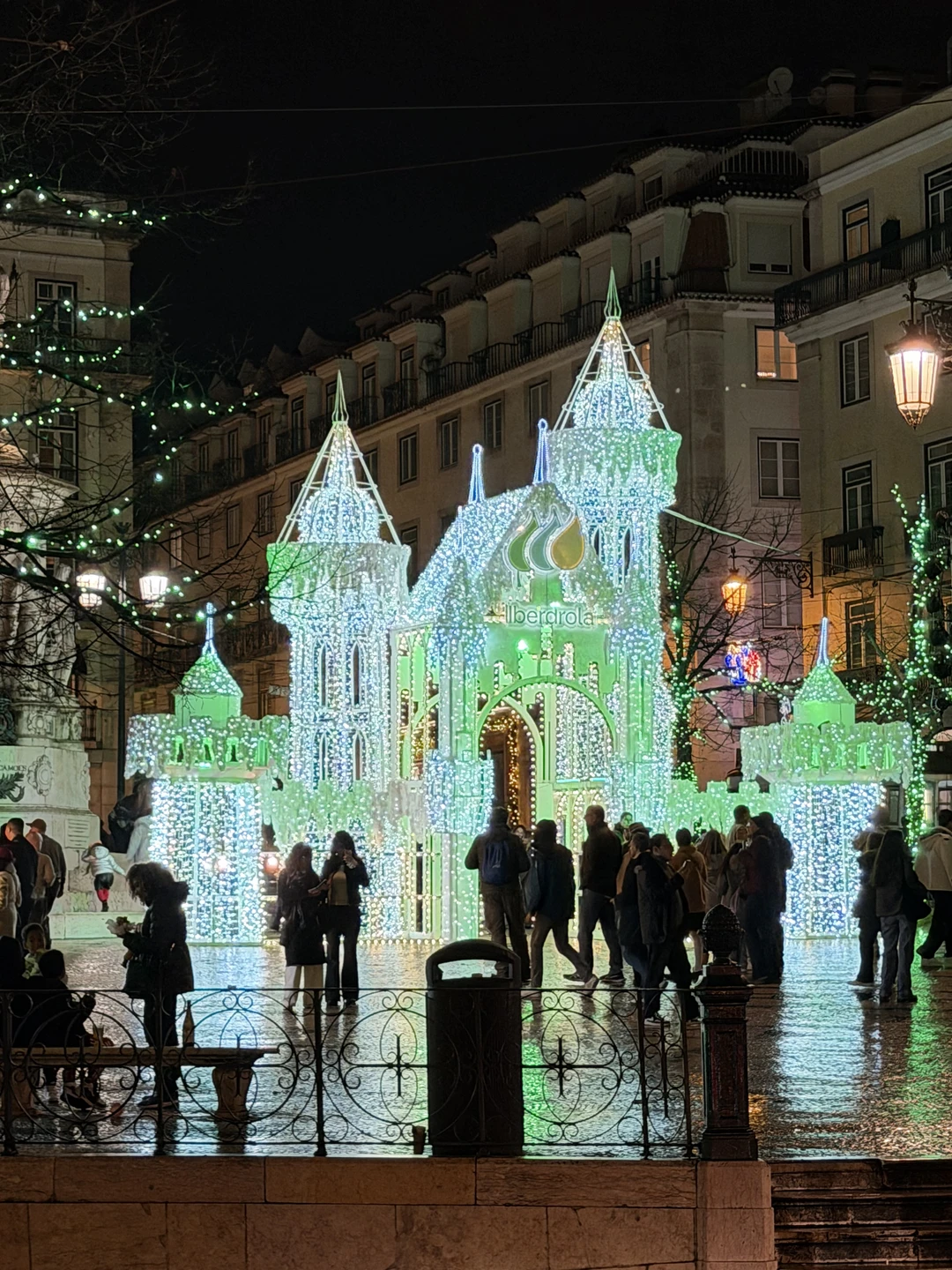 Спасибо Елене за душевную атмосферу, очень интересное путешествие по вечернему городу и новые знания о прекрасном Лиссабоне