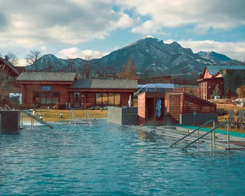 Экскурсия по Кисловодску, Замок коварства и любви и термальный спа-комплекс