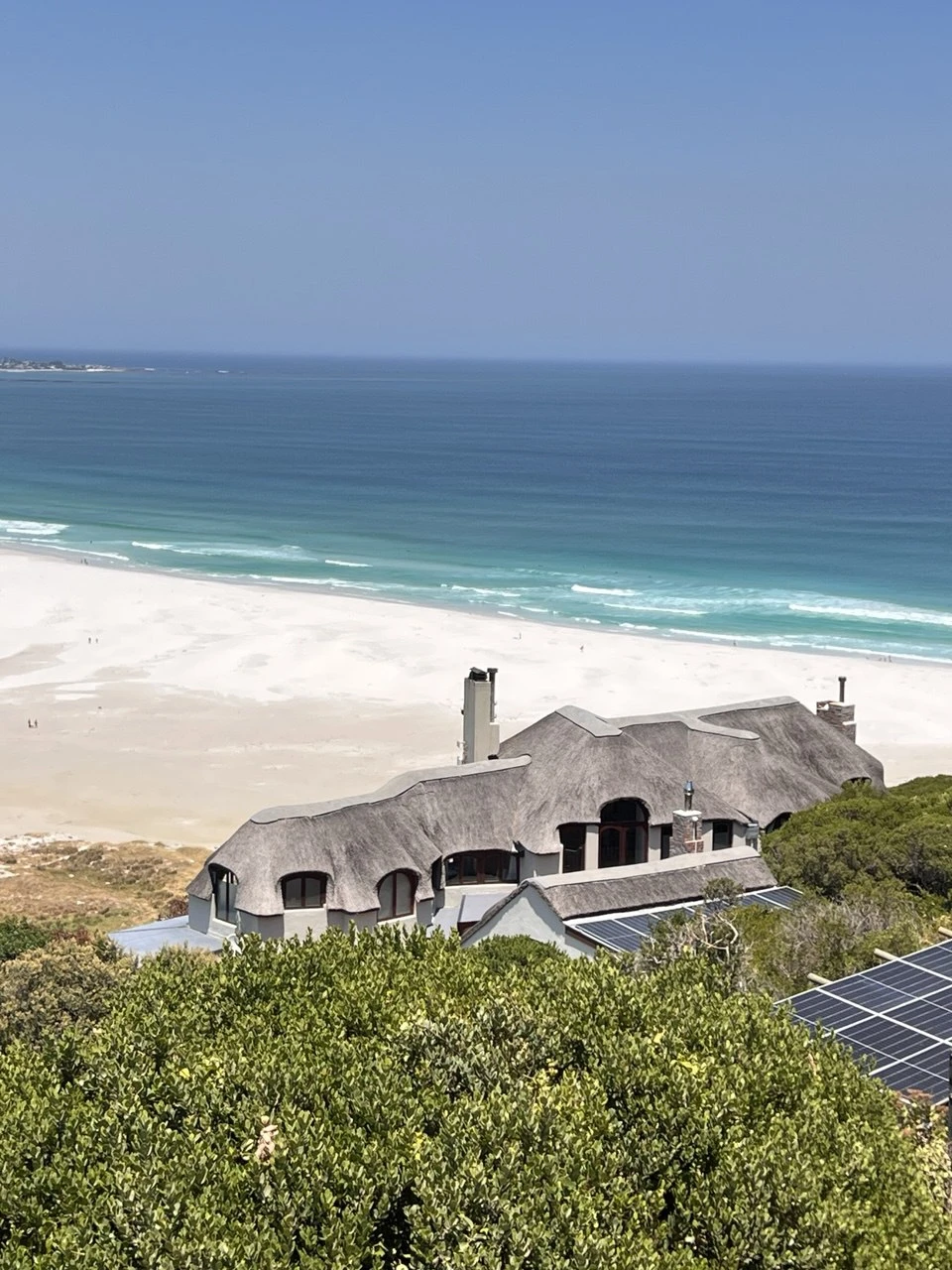 Экскурсию проводил Константин Садченко. Практически 12 часов мы ездили по локациям, и Константин рассказал всю историю