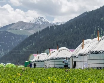 Фото отзыва 1: авторский тур "Лёгкий треккинг-тур в долину Каркыра с проживанием в юрточном лагере"