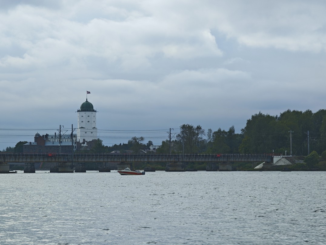 Вдоль берегов Выборга и парка Монрепо - на скоростном катере (Сергей)